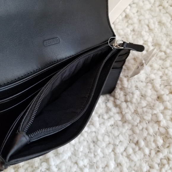 Coach Wallet - Picture 8 of 9